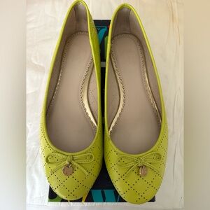 C. Wonder Perforated Ballet Flats, Tequila Color, 7.5M, EUC